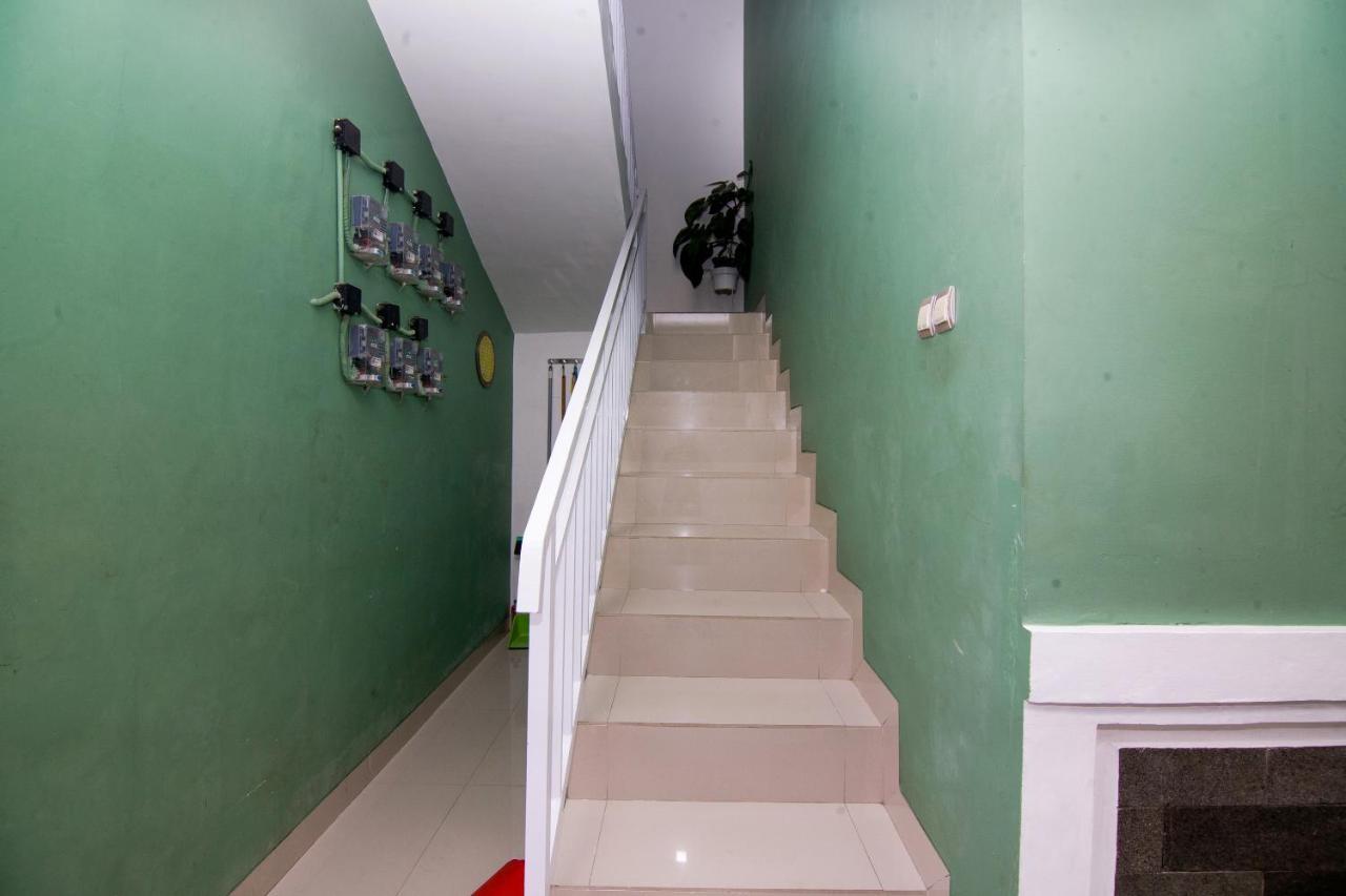 Hotel Oyo 2808 D'residence Syariah